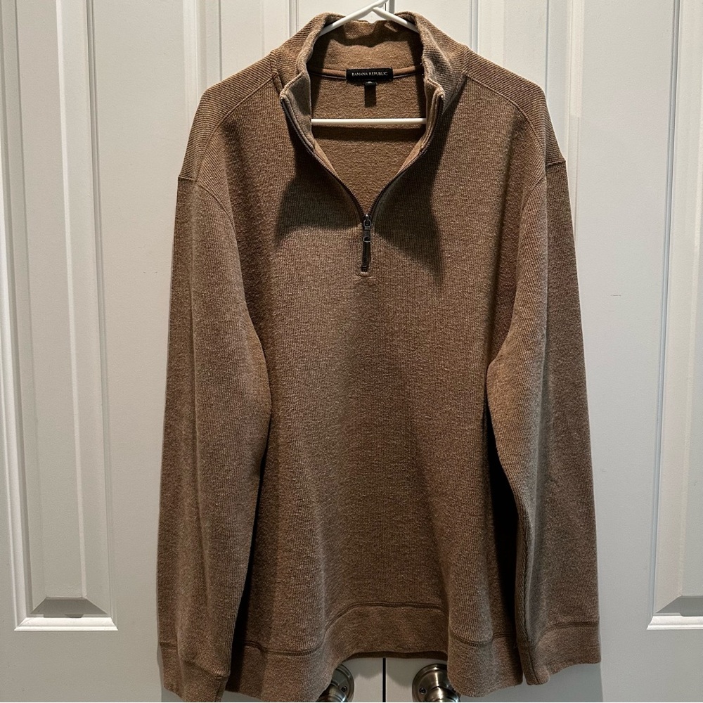 Banana Republic Men’s Beige 1/4 Zip Sweater XL
